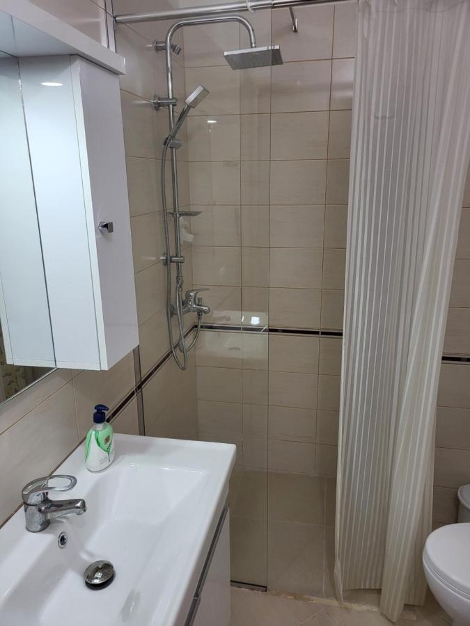 Asta Apartments Free Private Parking Vlorë Exterior foto